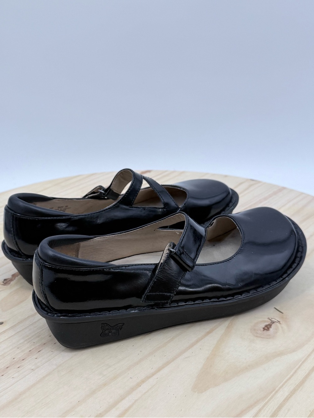 Alegria Paloma Black Patent Mary Jane Dark Academia Cottagecore Shoes Sz 39 US 8